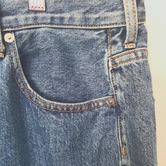 Everlane The Cheeky Jean Medium Wash Button Fly, Size 32 Regular - Picture 4 of 11